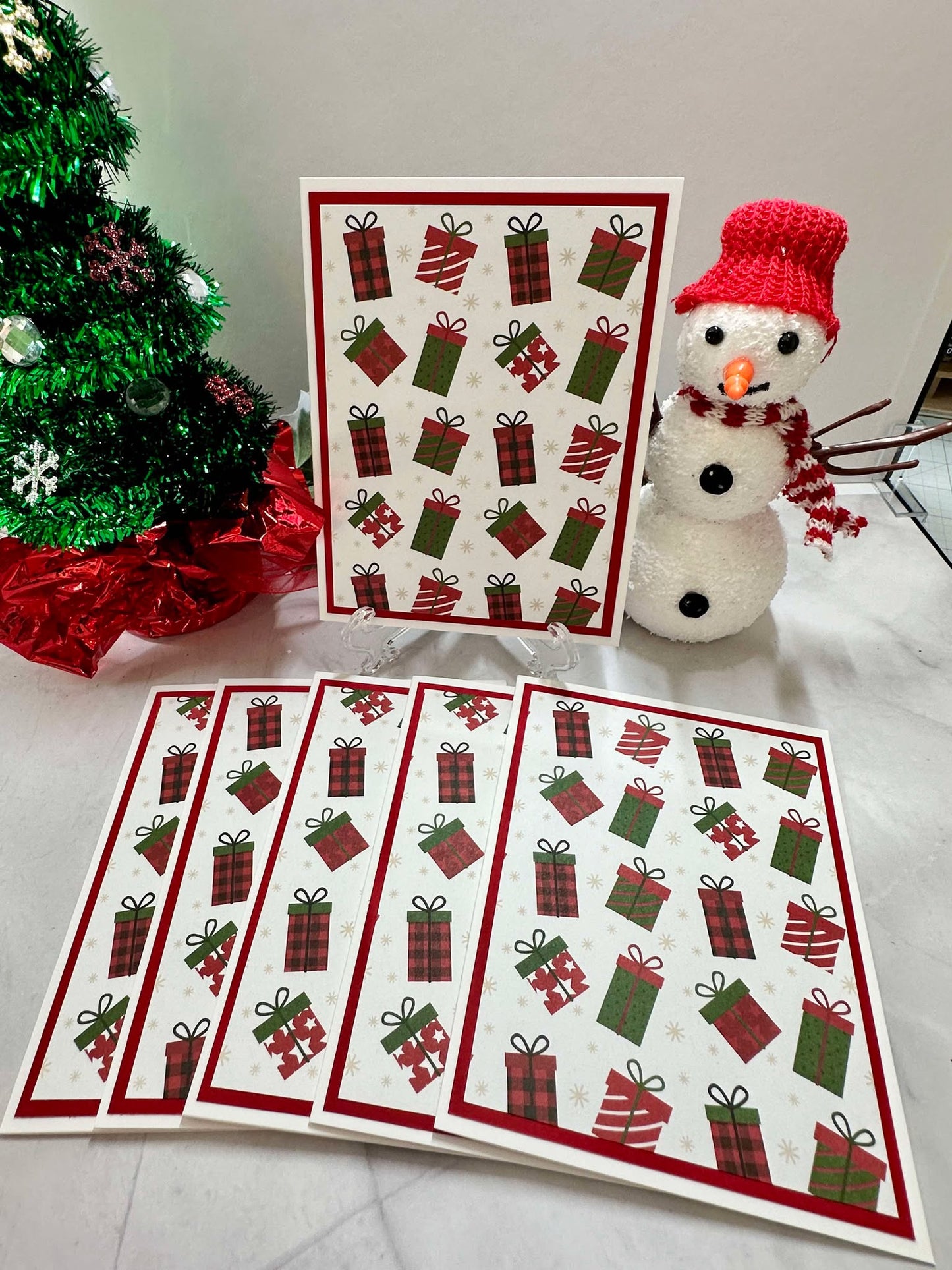 Christmas Presents Blank Notecards