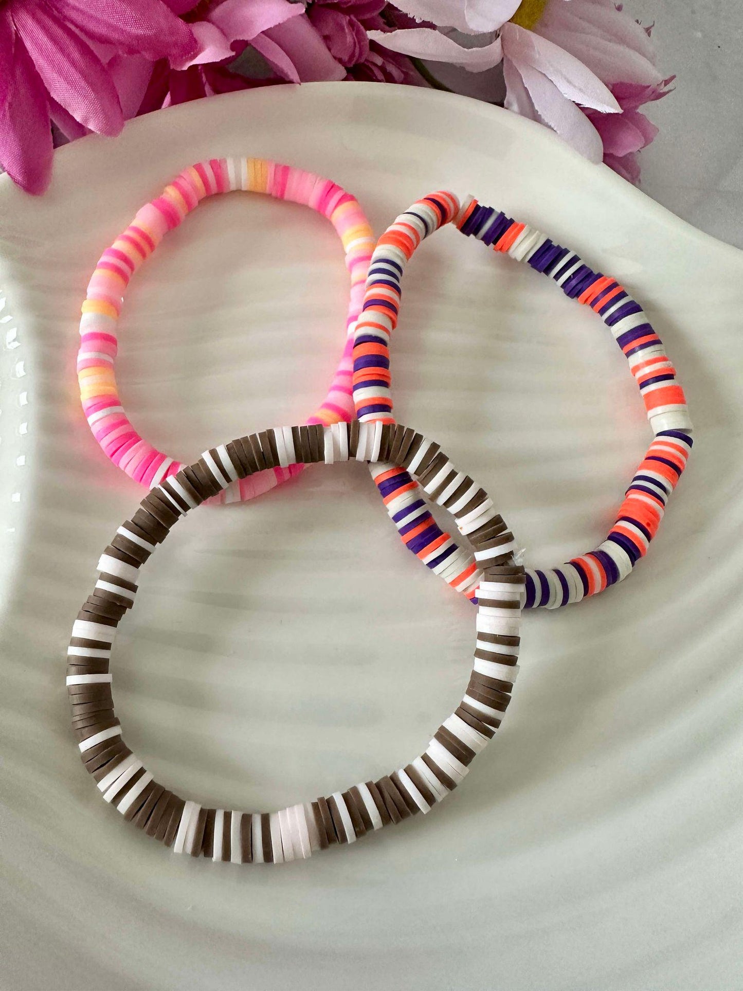 Single Strand Heishi Clay Stretch Bracelet