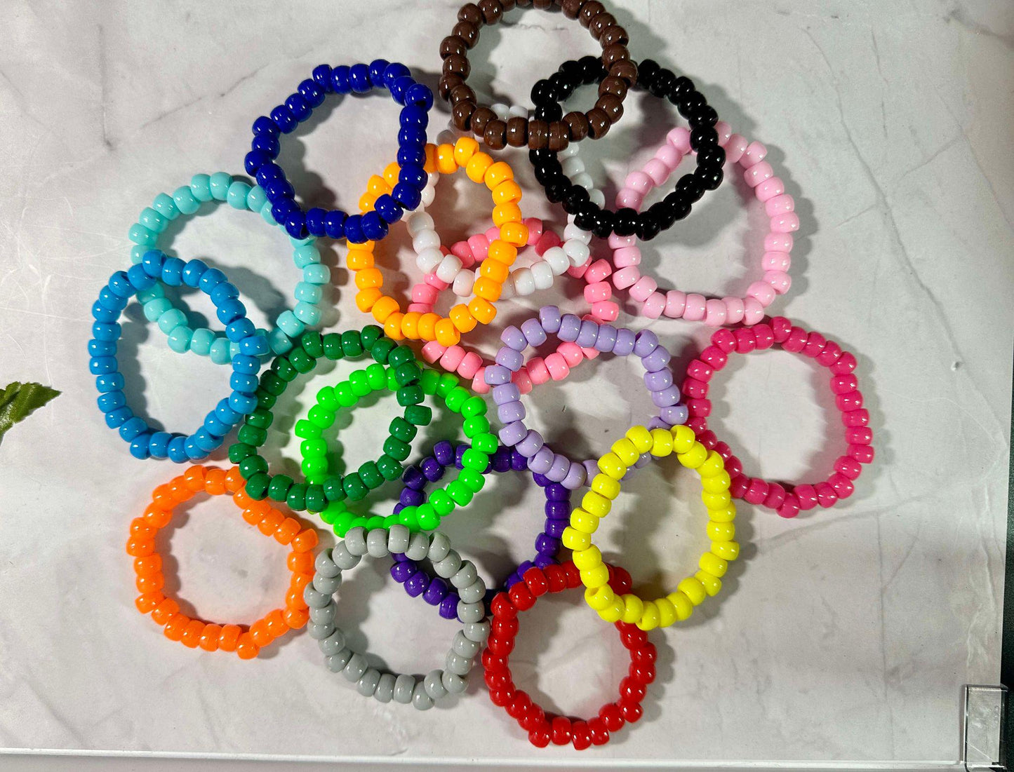 Single Strand Pony Bead Stretch Bracelet: Solid Color Kids Bracelet