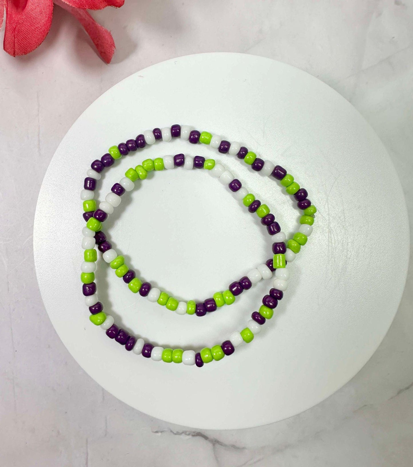 Single Strand Purple/Green/White Seed Bead Bracelet