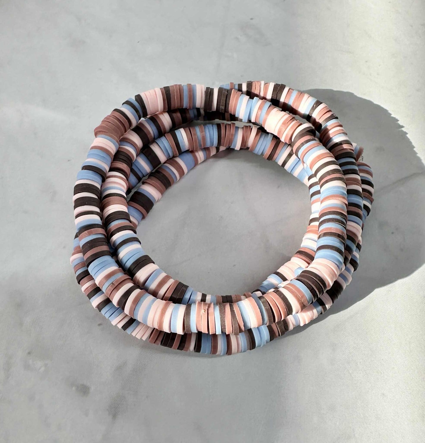 Single Strand Canyon Breeze Clay Stretch Bracelet