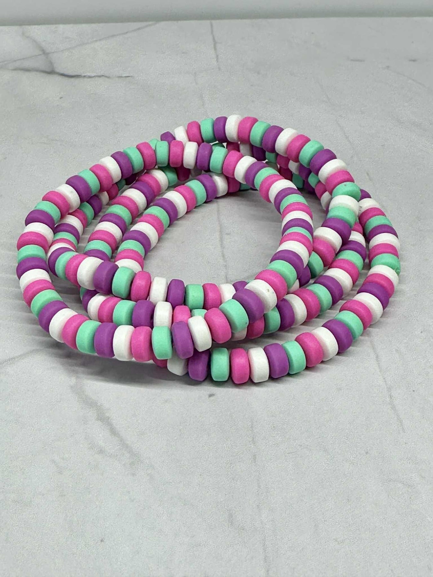 Single Strand Chunky Clay Beaded Stretch Bracelet