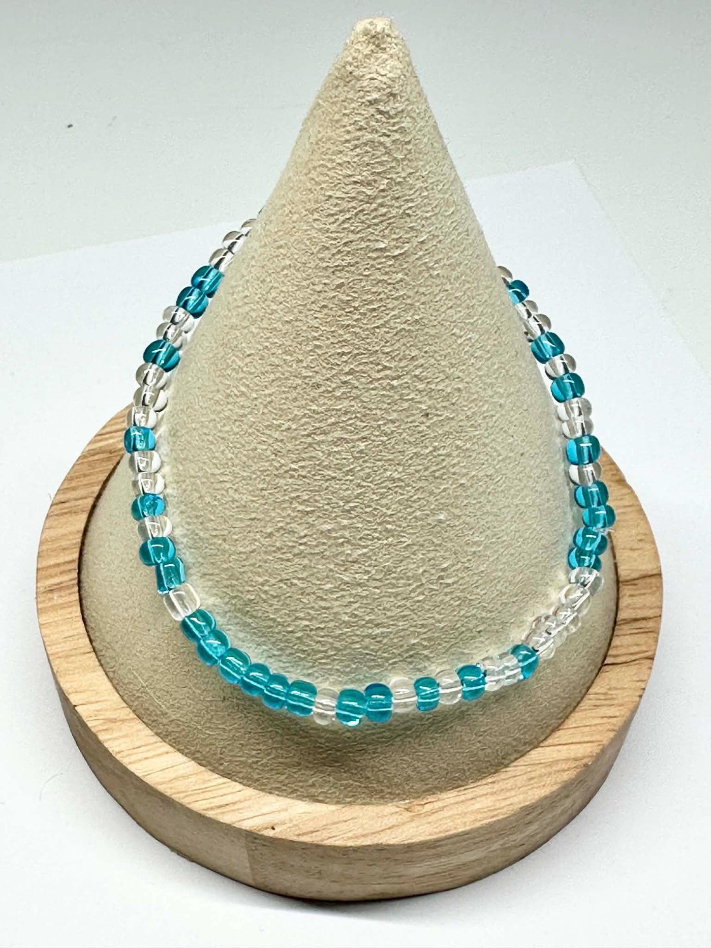 Single Strand Blue & Clear Transparent Seed Bead Bracelet