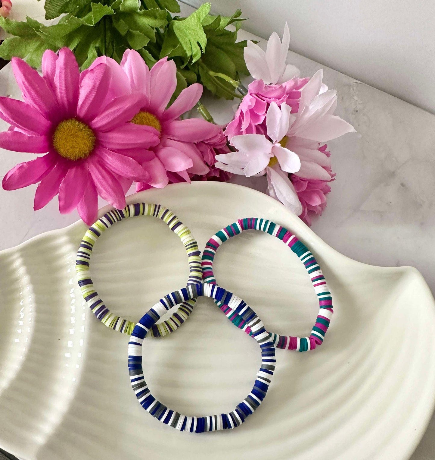 Single Strand Handmade Heishi Clay Stretch Bracelet