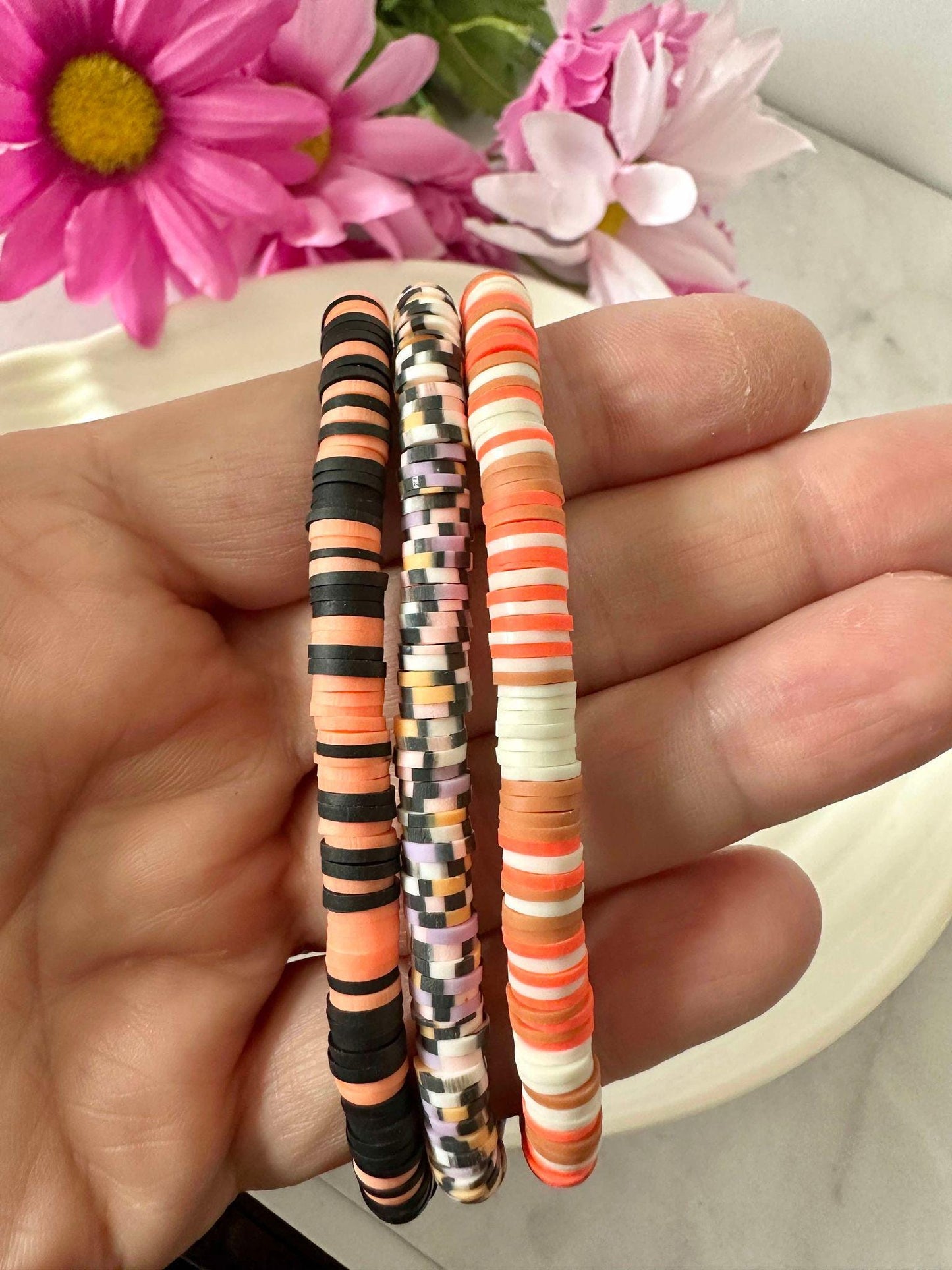 Single Strand Heishi Clay Stretch Bracelet