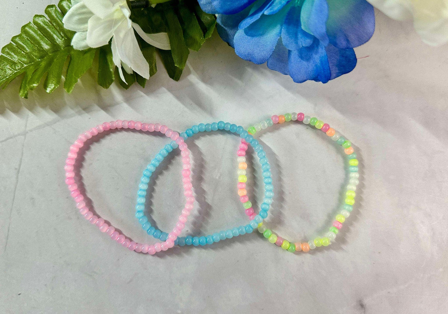 Single Strand Pastel Cat Eye Seed Bead Stretch Bracelet