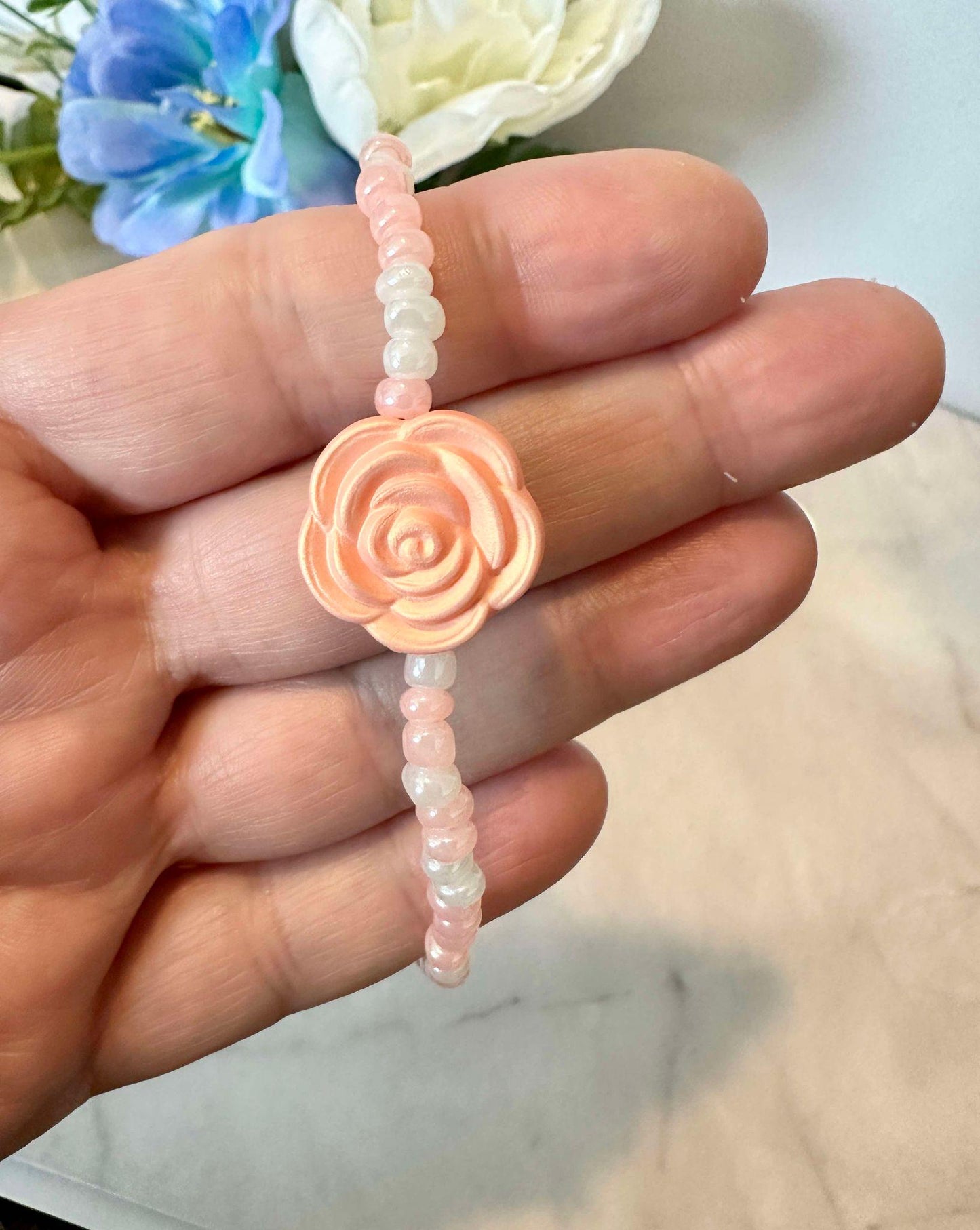 Single Strand Peach Shimmer Rose Stretch Bracelet