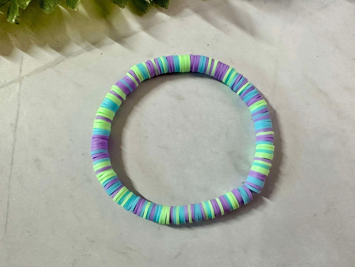 Single Strand Heishi Polymer Clay Stretch Bracelet