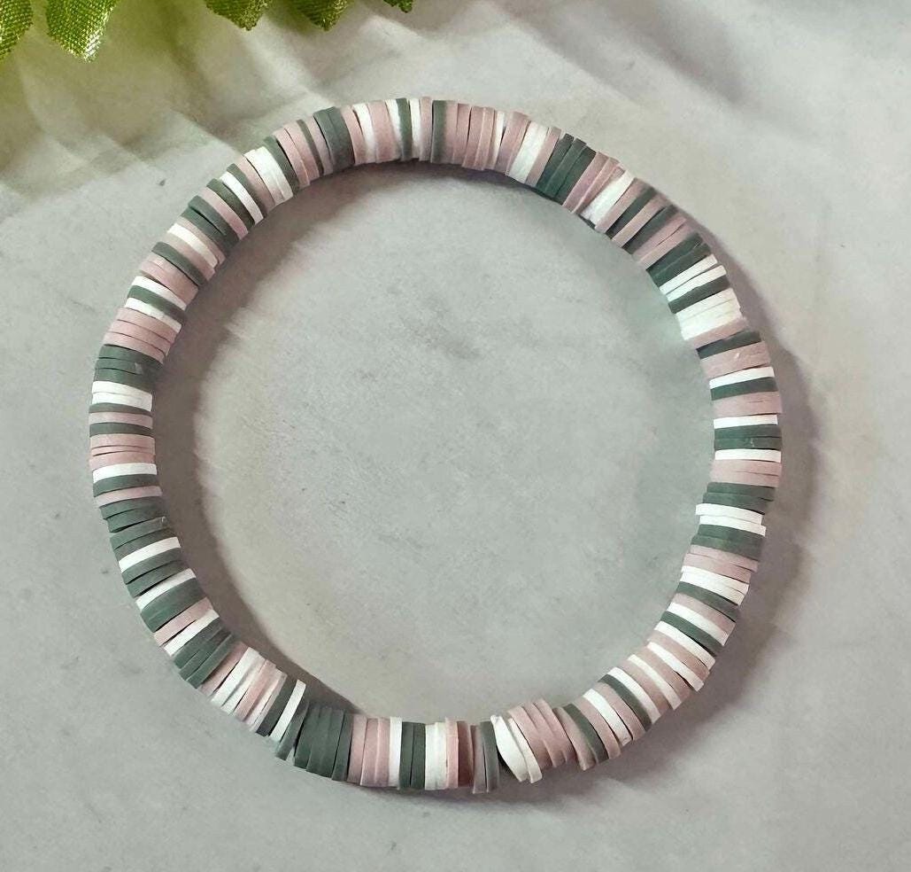 Single Strand Mauve Gray White Heishi Bracelet