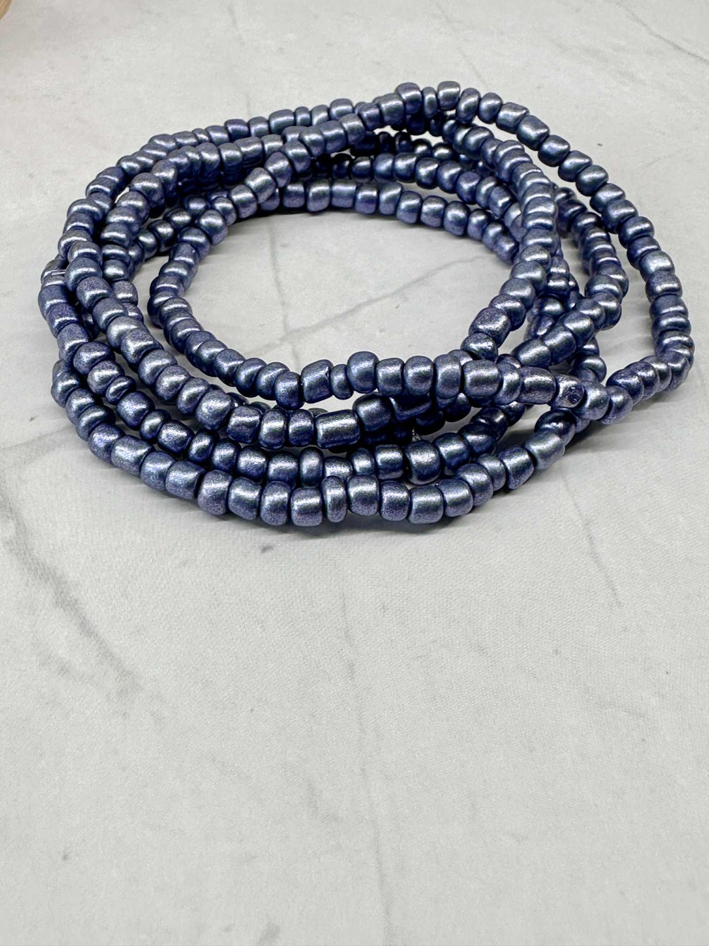 Single Strand Metallic Blue/Purple Seed Bead Stretch Bracelet