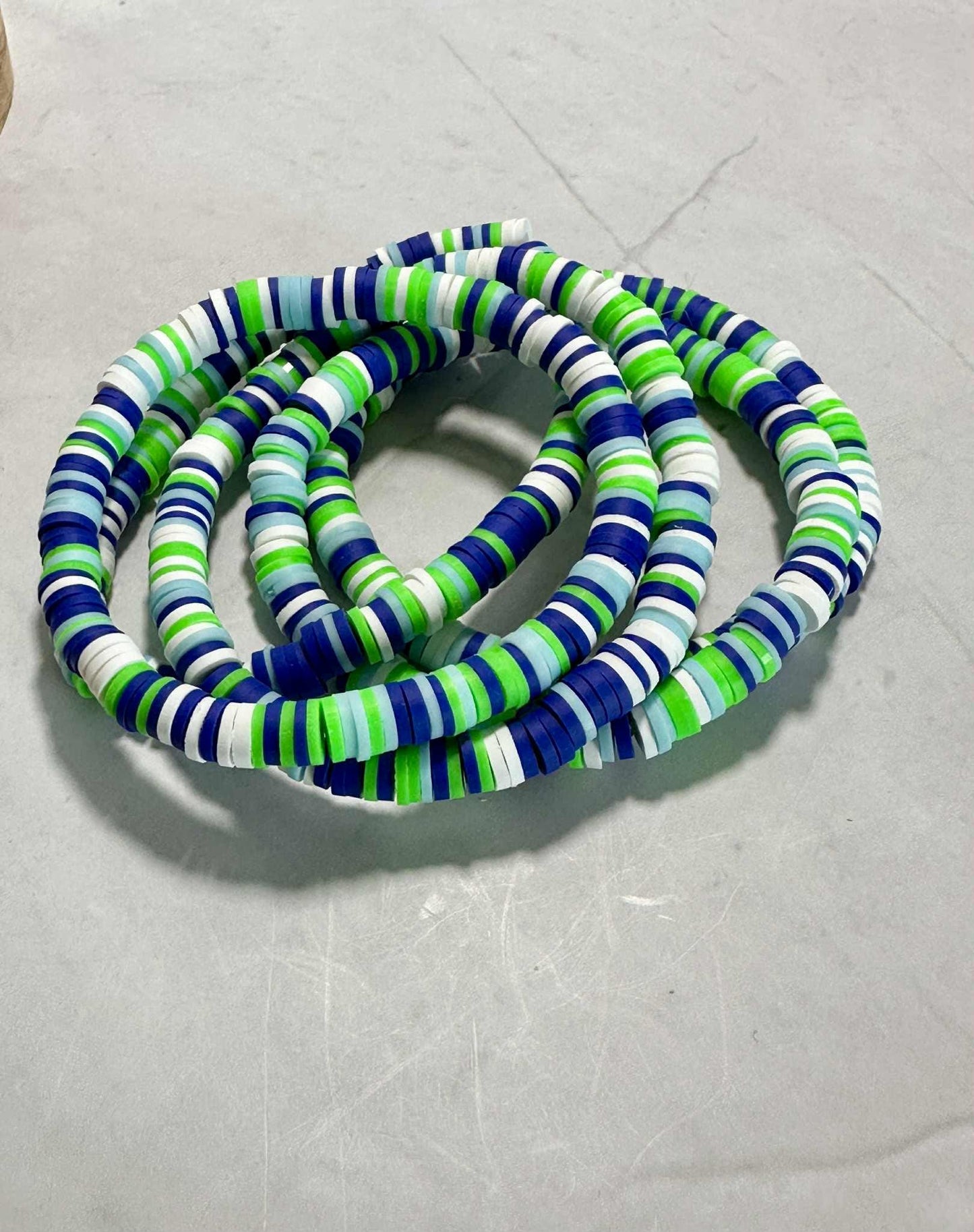 Single Strand Tidal Bloom Clay Heishi  Beaded Bracelet