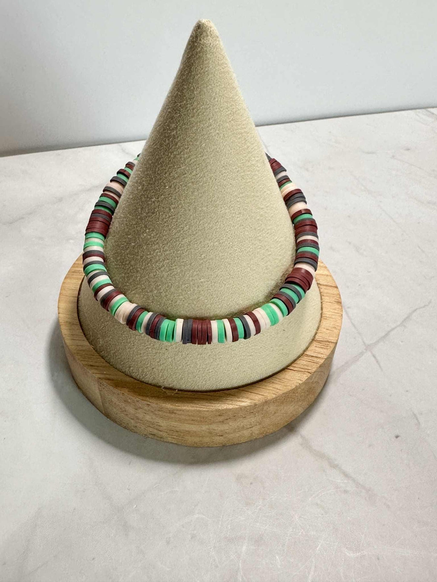 Single Strand Ivory Clay Heishi Bead Bracelet