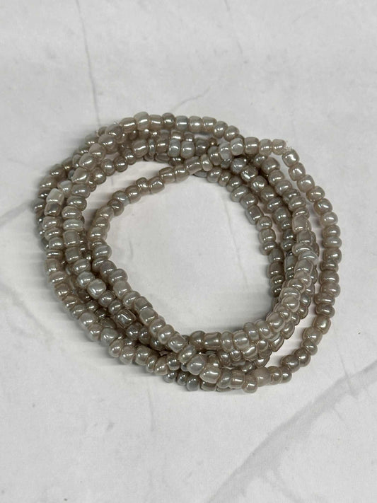 Single Strand Light Gray Seed Bead Stretch Bracelet