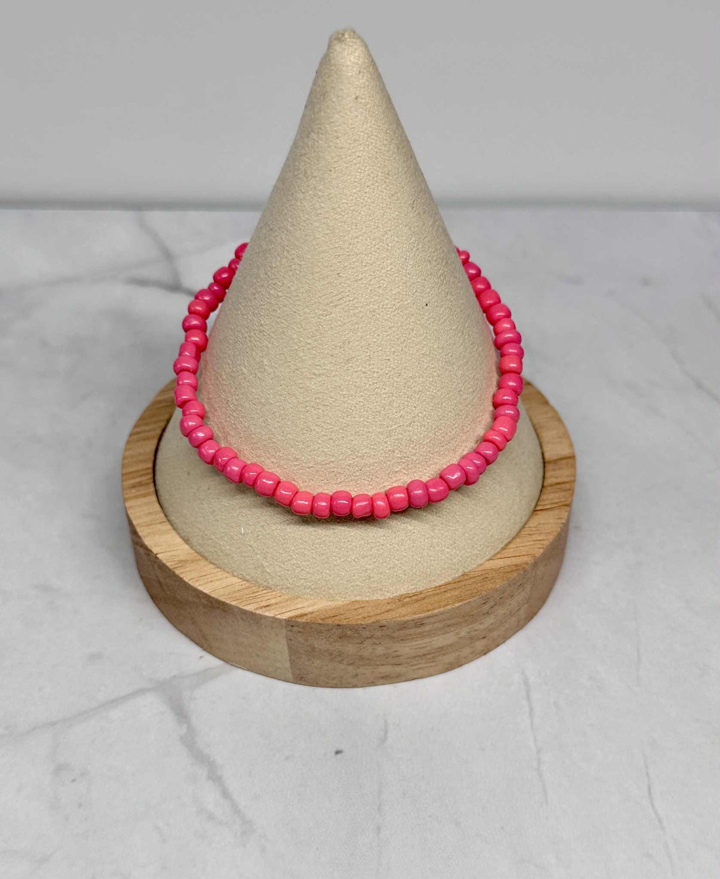 Single Strand Coral Seed Bead Stretch Bracelet