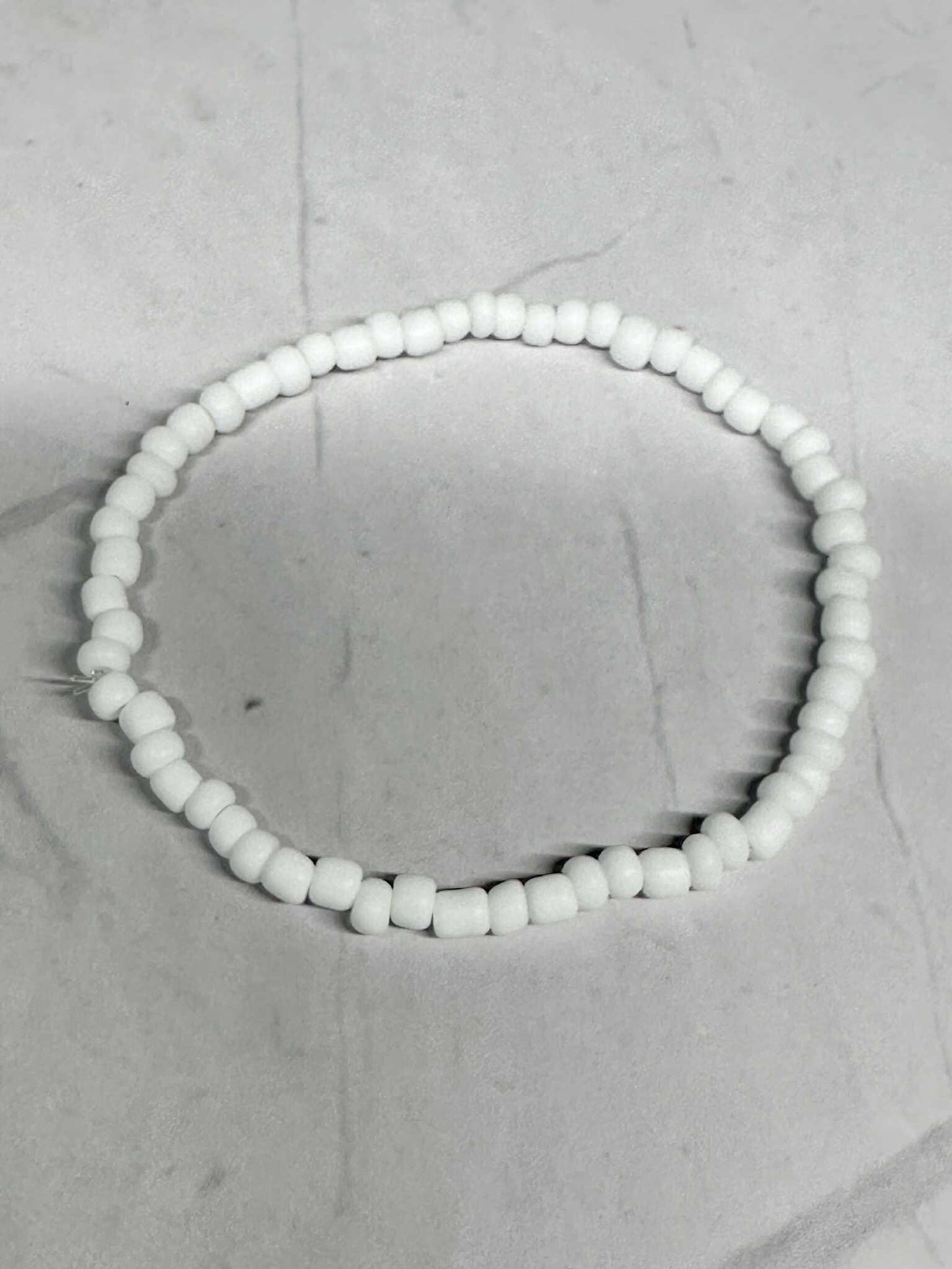 Single Strand White Luster Seed Bead Stretch Bracelet