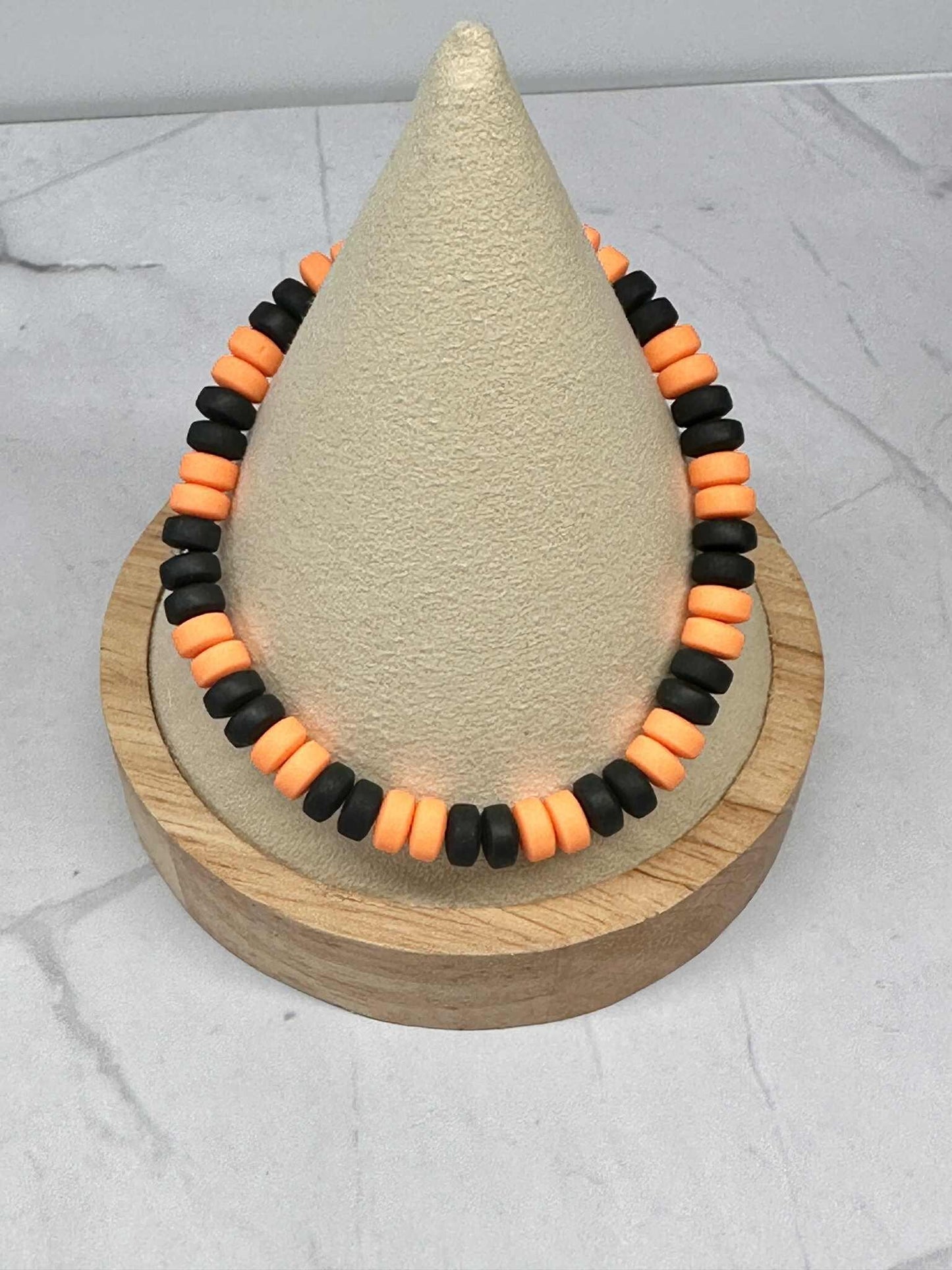 Single Strand Orange & Black Clay Bead Stretch Bracelet, halloween bracelet