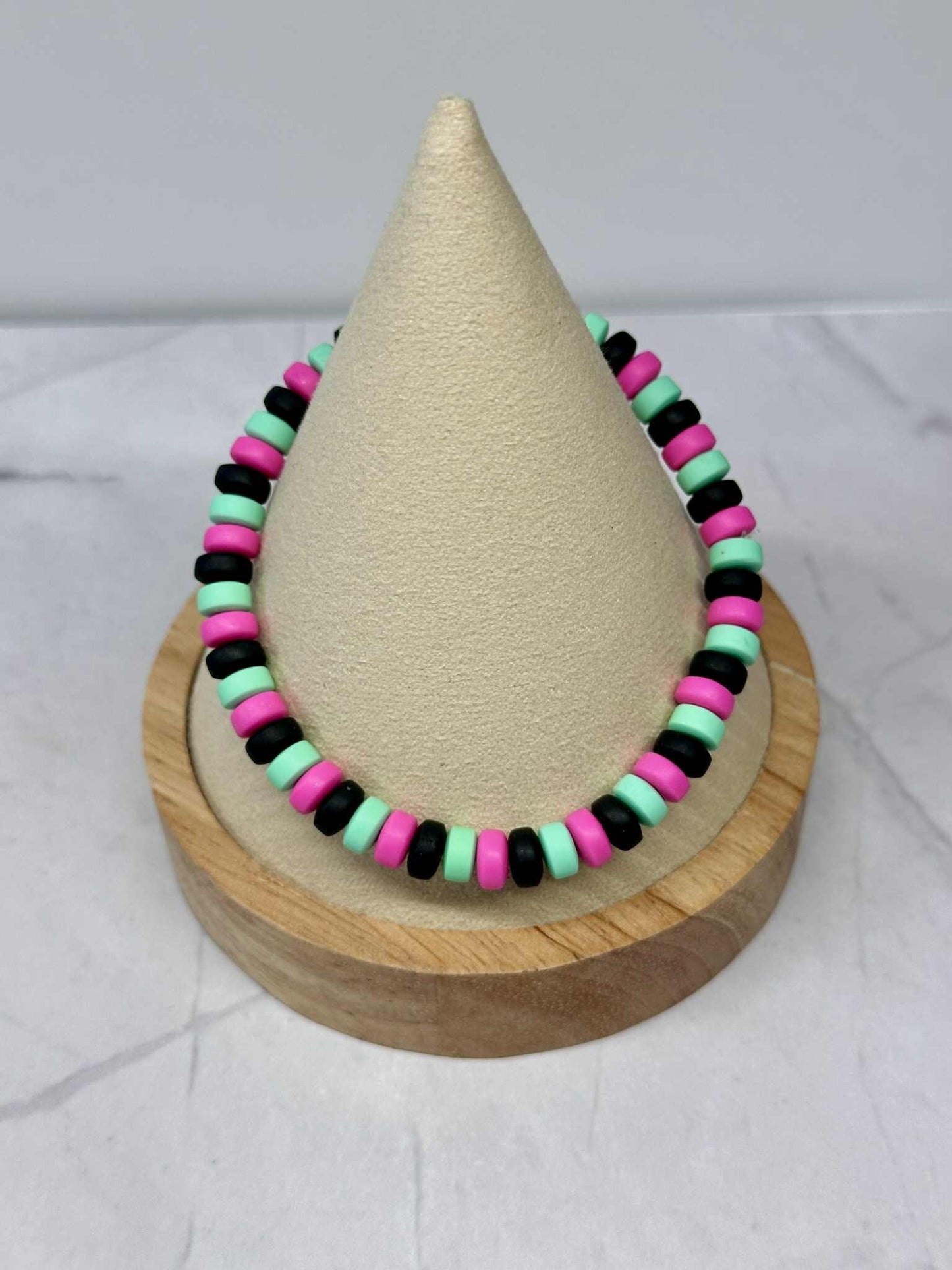Single Strand Chunky Clay Beaded Stretch Bracelet