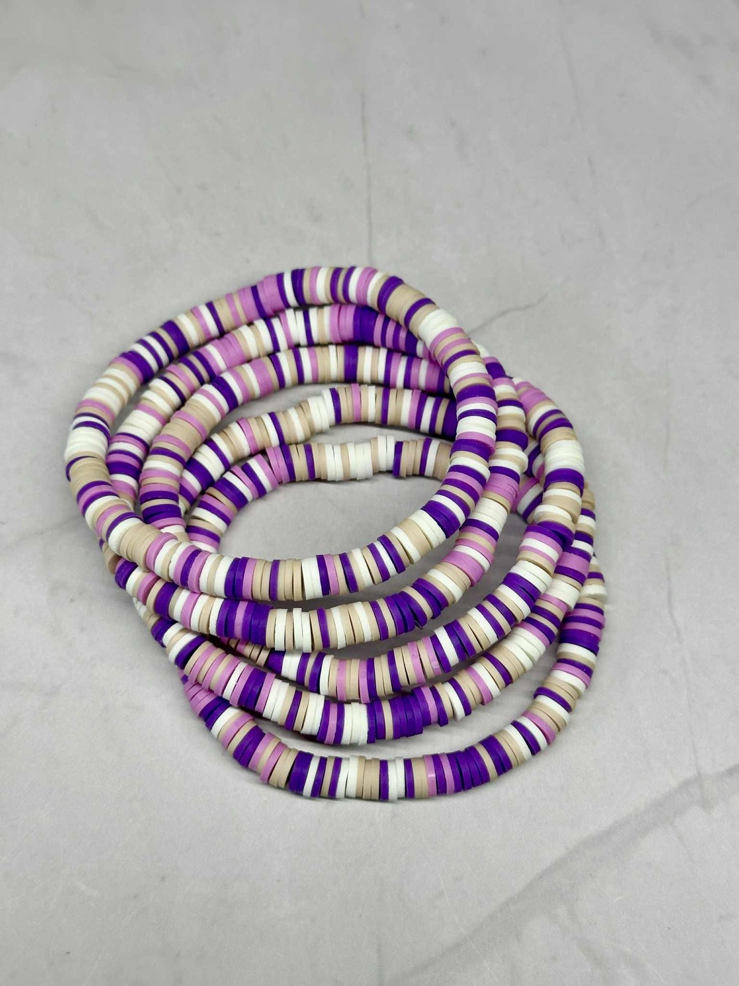 Single Strand Sandy Bloom Clay Stretch Bracelet