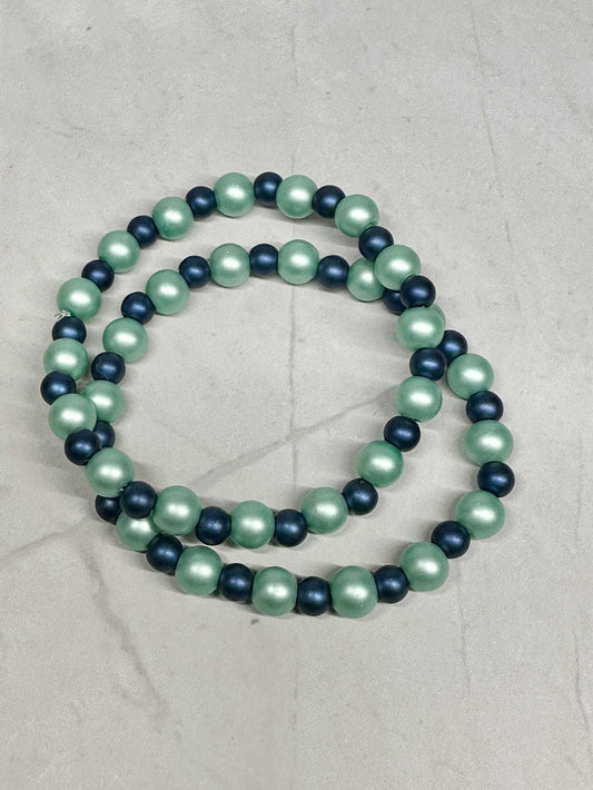 Single Strand Light Teal and Blue Glass Beaded Stretch Bracelet