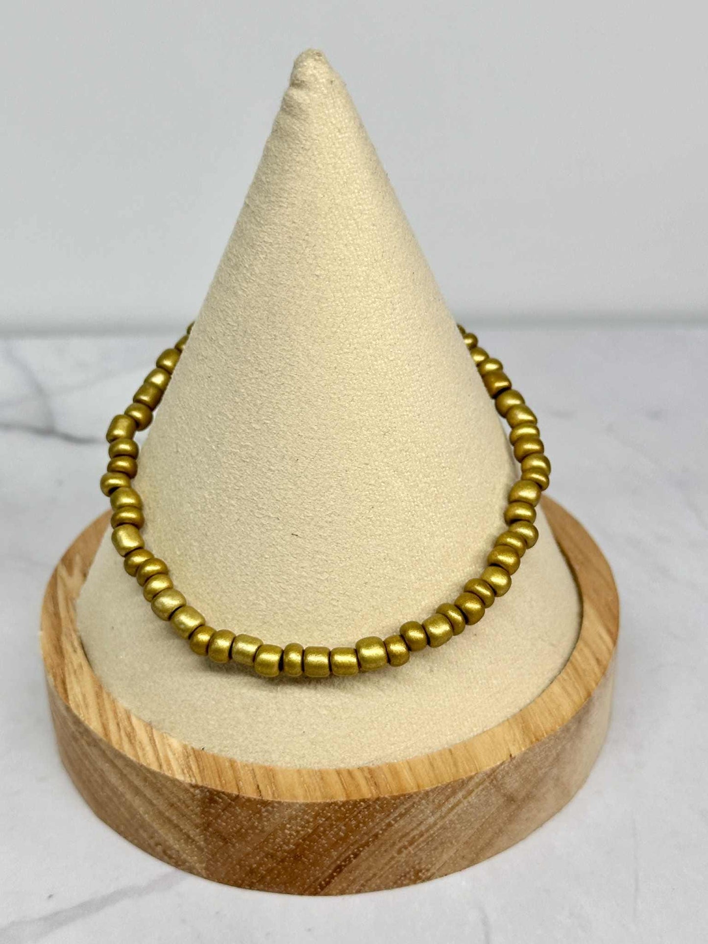 Single Strand Gold Seed Bead Stretch Bracelet