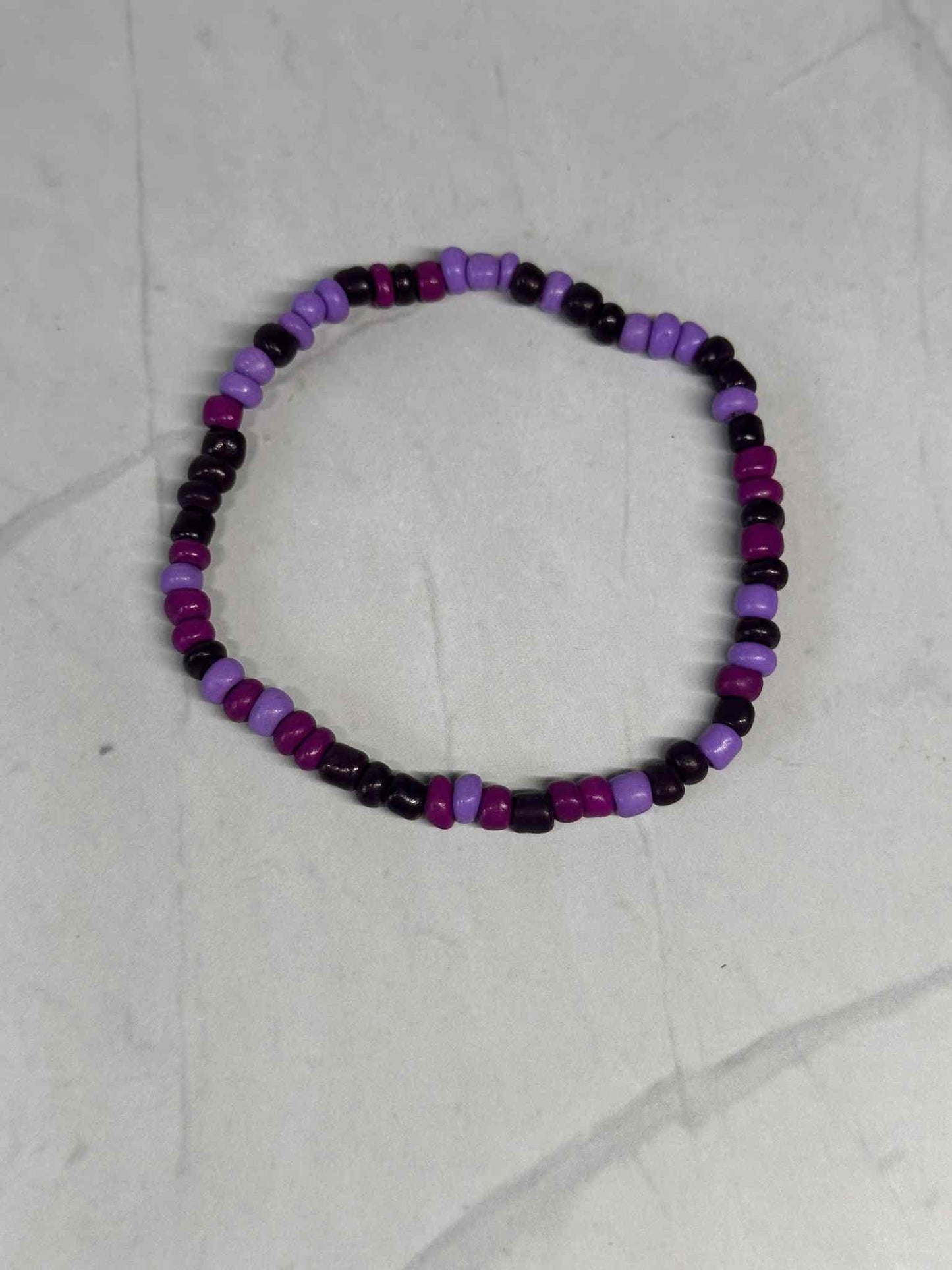 Single Strand Multi Purple Seed Bead Stretch Bracelet