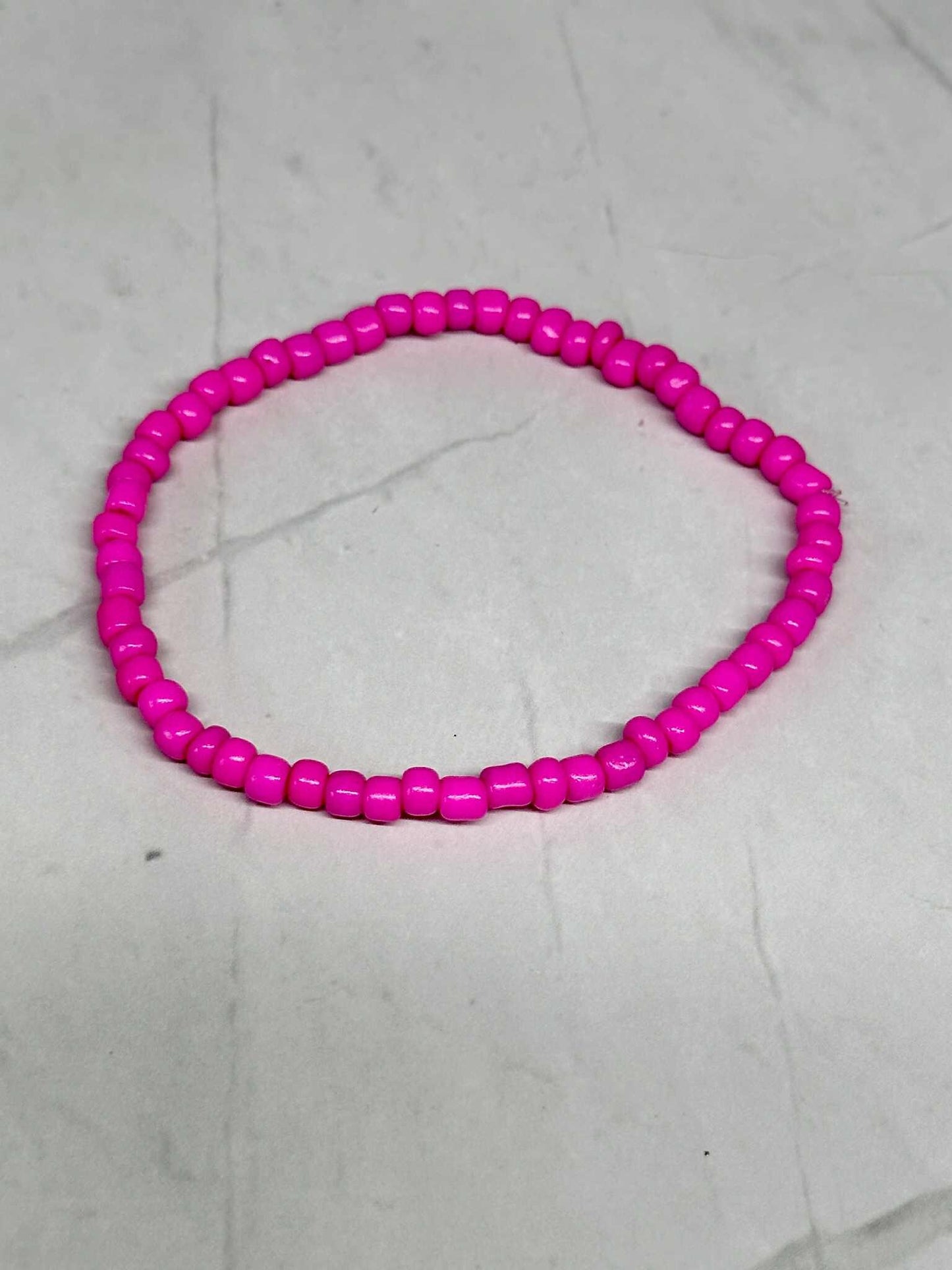 Single Strand Neon Pink Seed Bead Stretch Bracelet