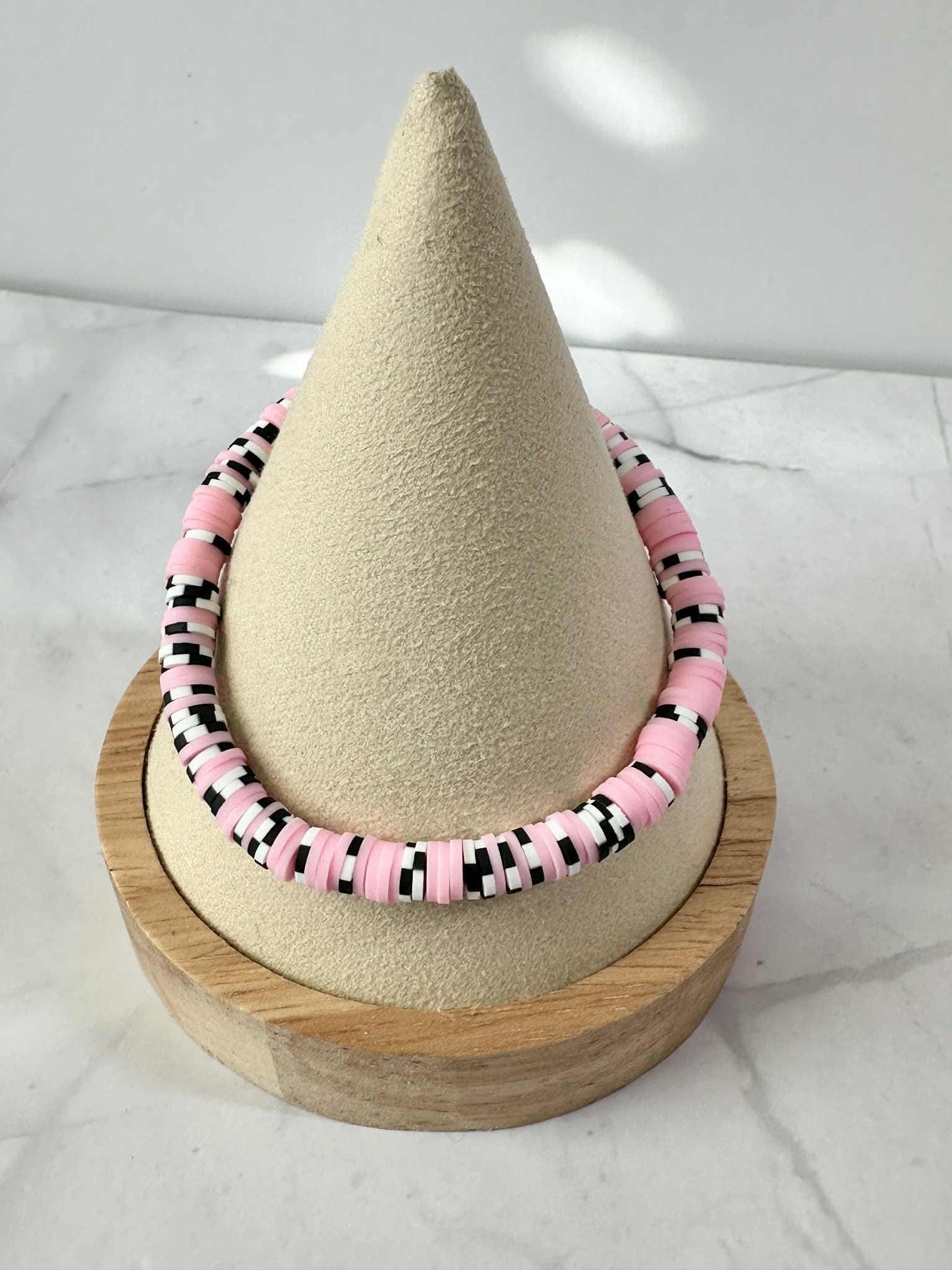 Single Strand Pink with Black & White Checkered Clay Stretch Bracelet