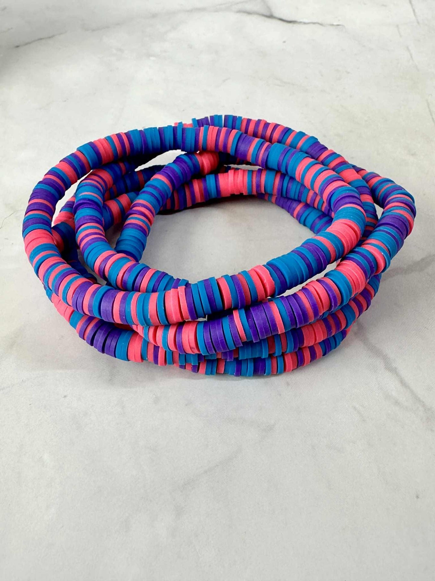 Single Strand Electric Bay Clay Stretch Bracelet