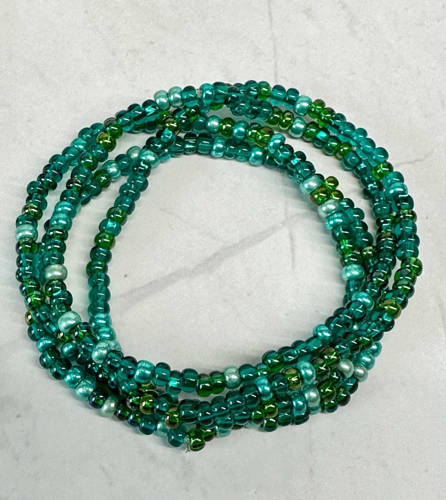 Single Strand 3Green Mix Seed Bead Stretch Bracelet