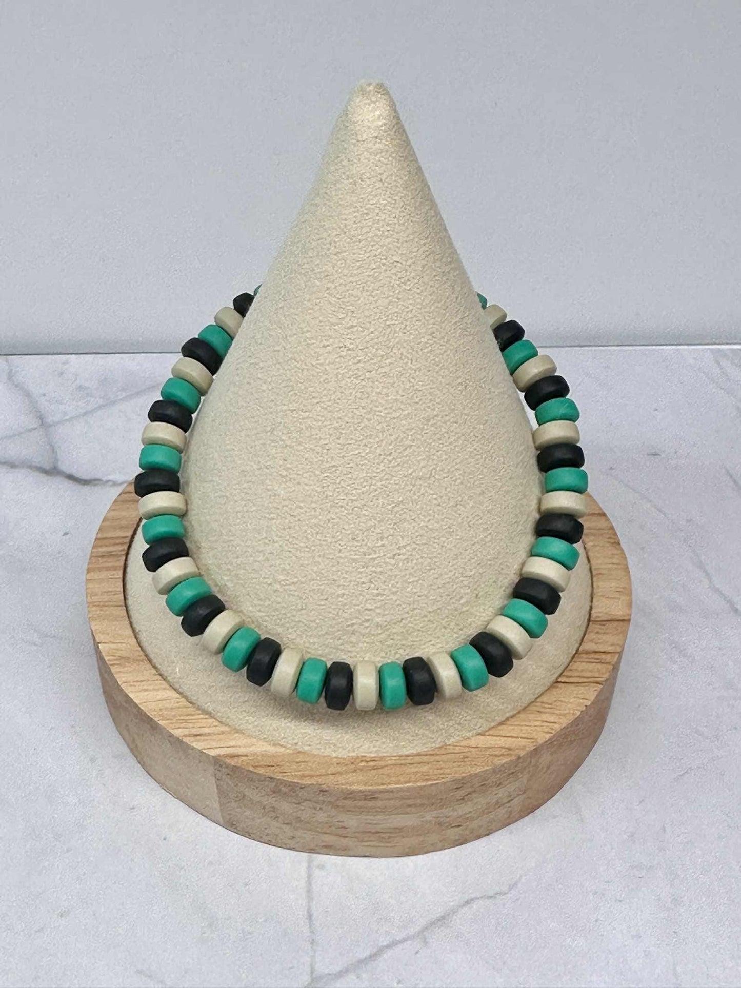 Single Strand Chunky Clay Beaded Stretch Bracelet