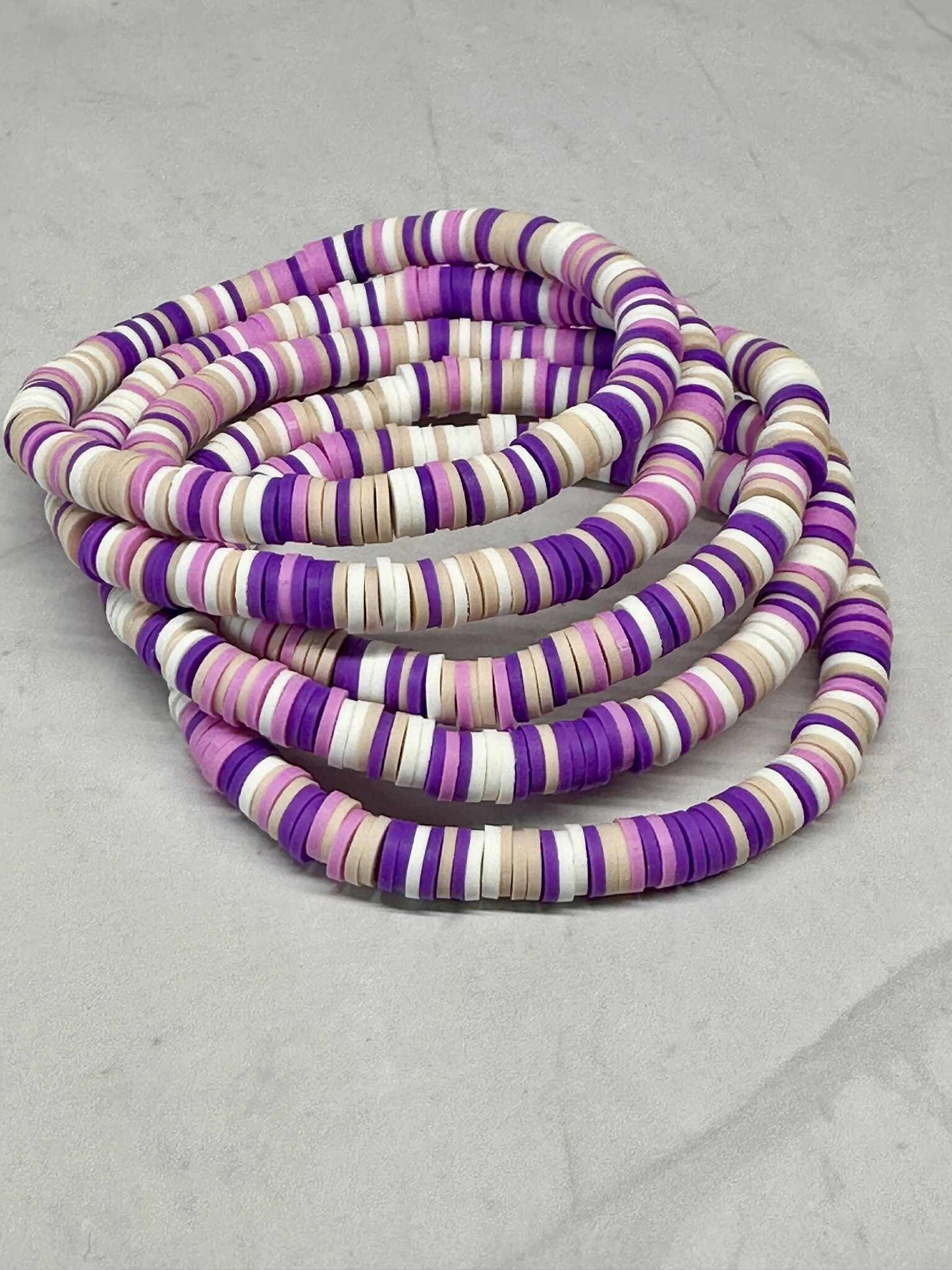 Single Strand Sandy Bloom Clay Stretch Bracelet