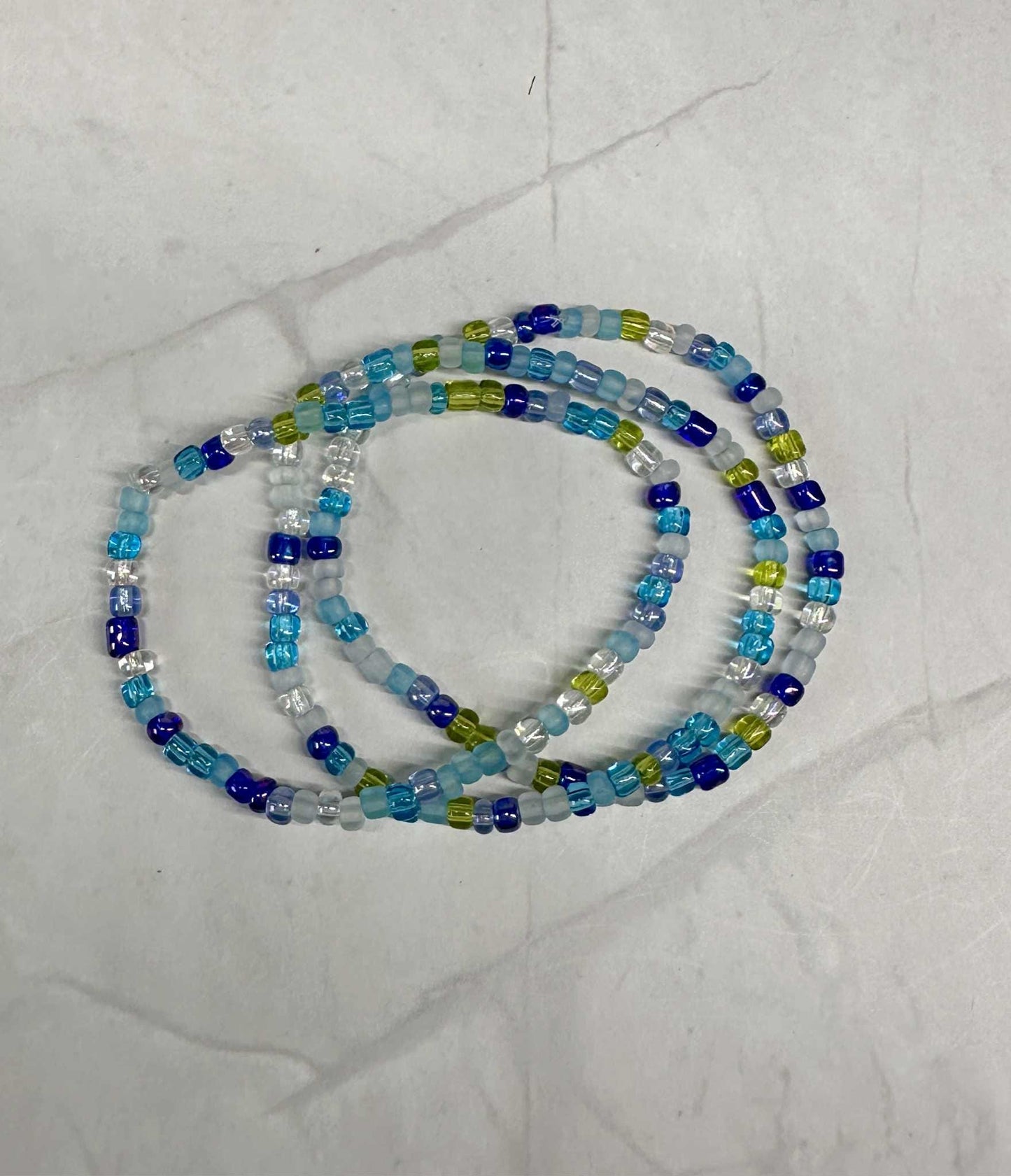 Single Strand Multi Blue Glass Seed Bead Bracelet