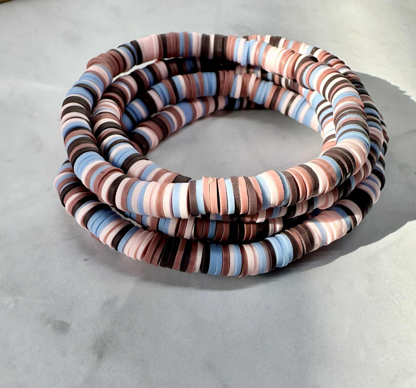 Single Strand Canyon Breeze Clay Stretch Bracelet