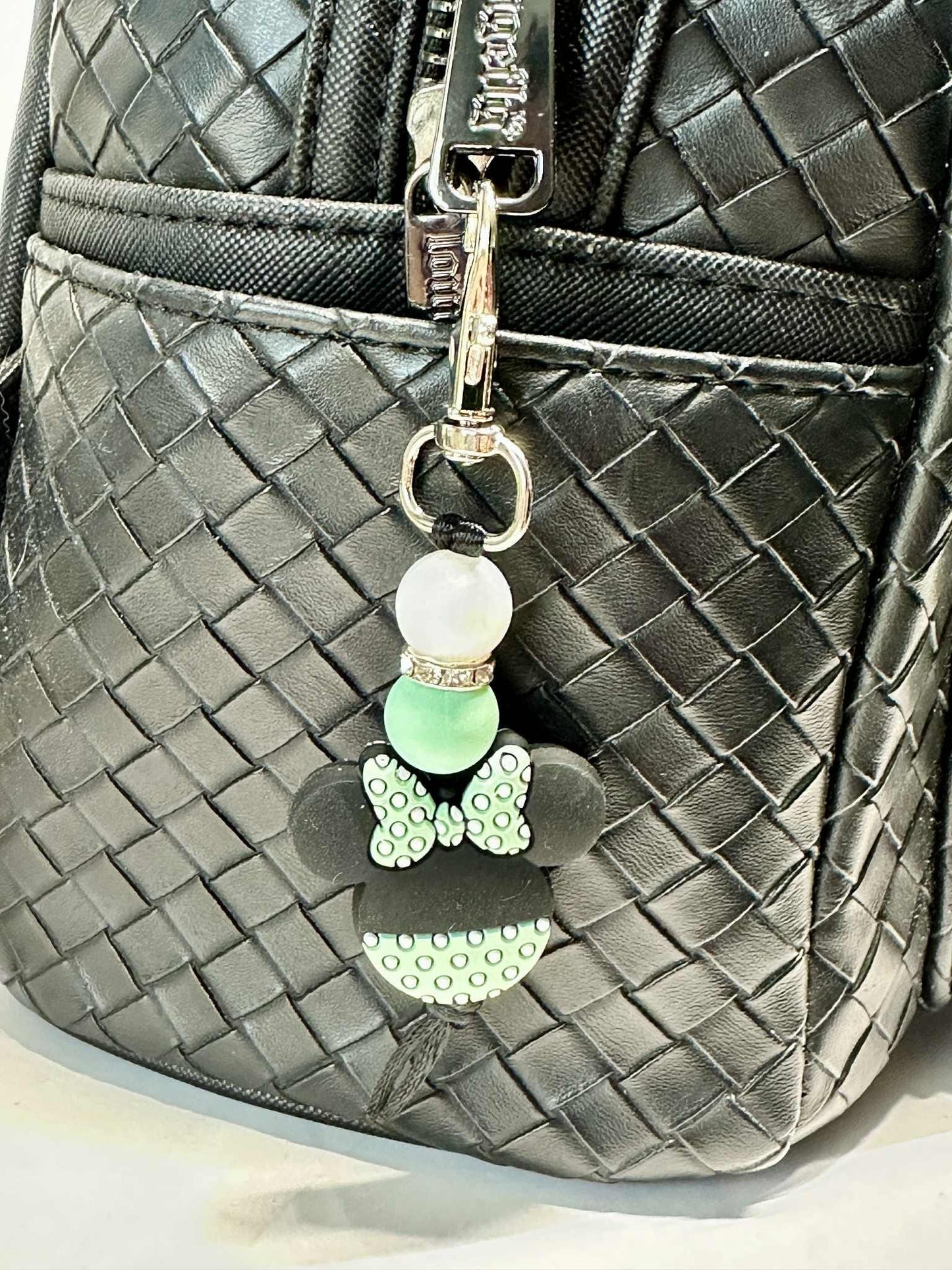Polka Dot Bow Silicone Bead Keychain, Purse Charm, Silicone Bead Keychain, Zipper Pull
