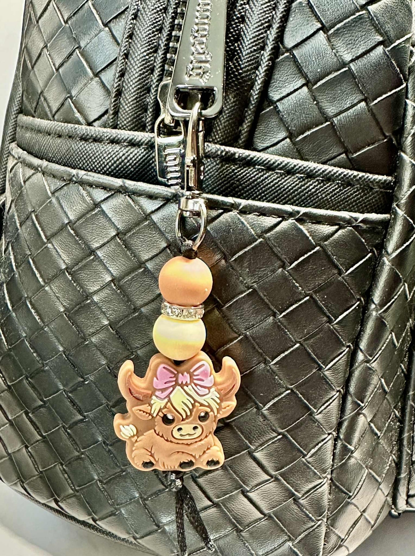 Highland Cow Keychains, Silicone Bead Keychain, Zipper Pull
