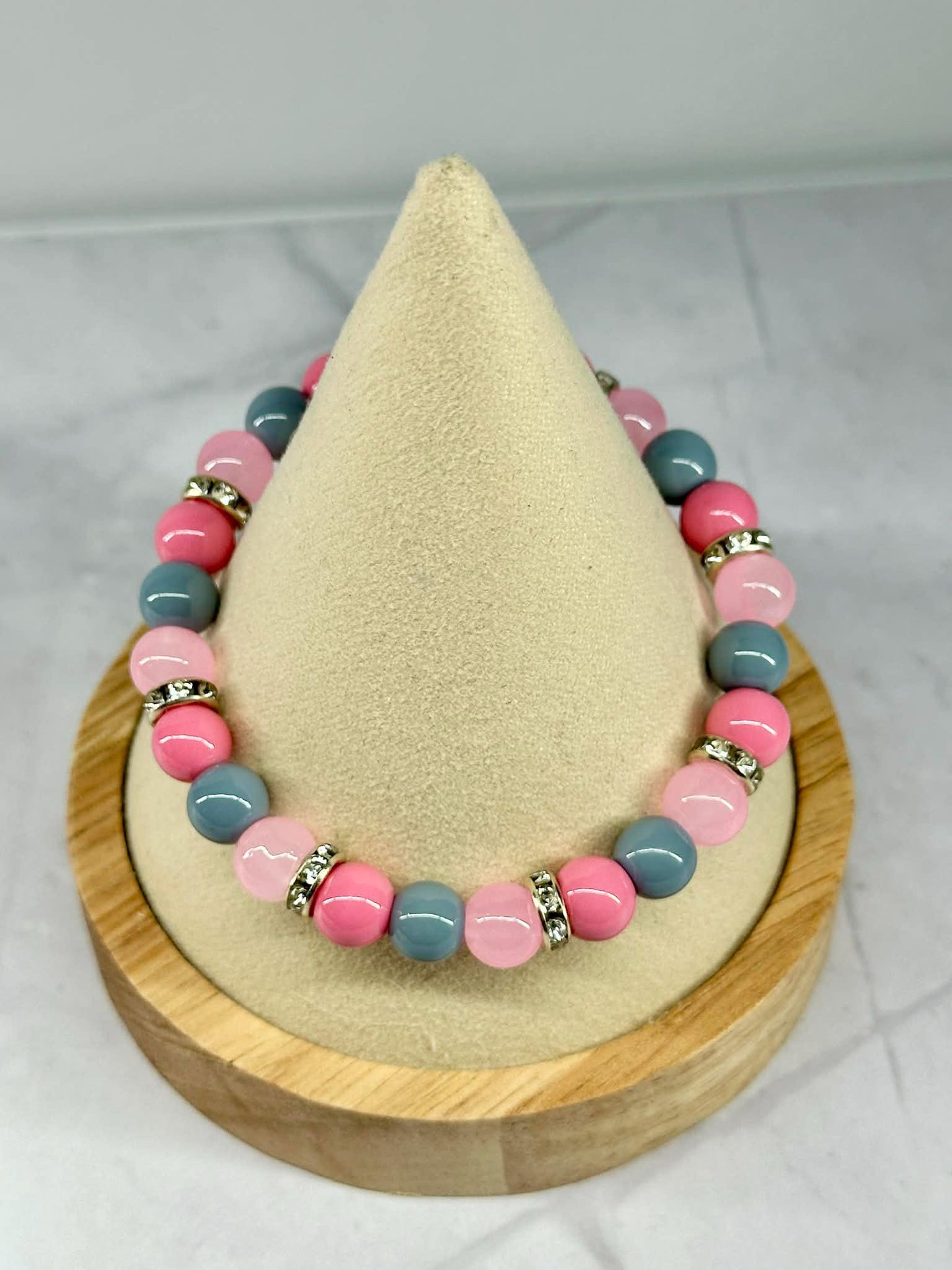 Single Strand Pink and Gray Mixture Beaded Stretch Bracelet