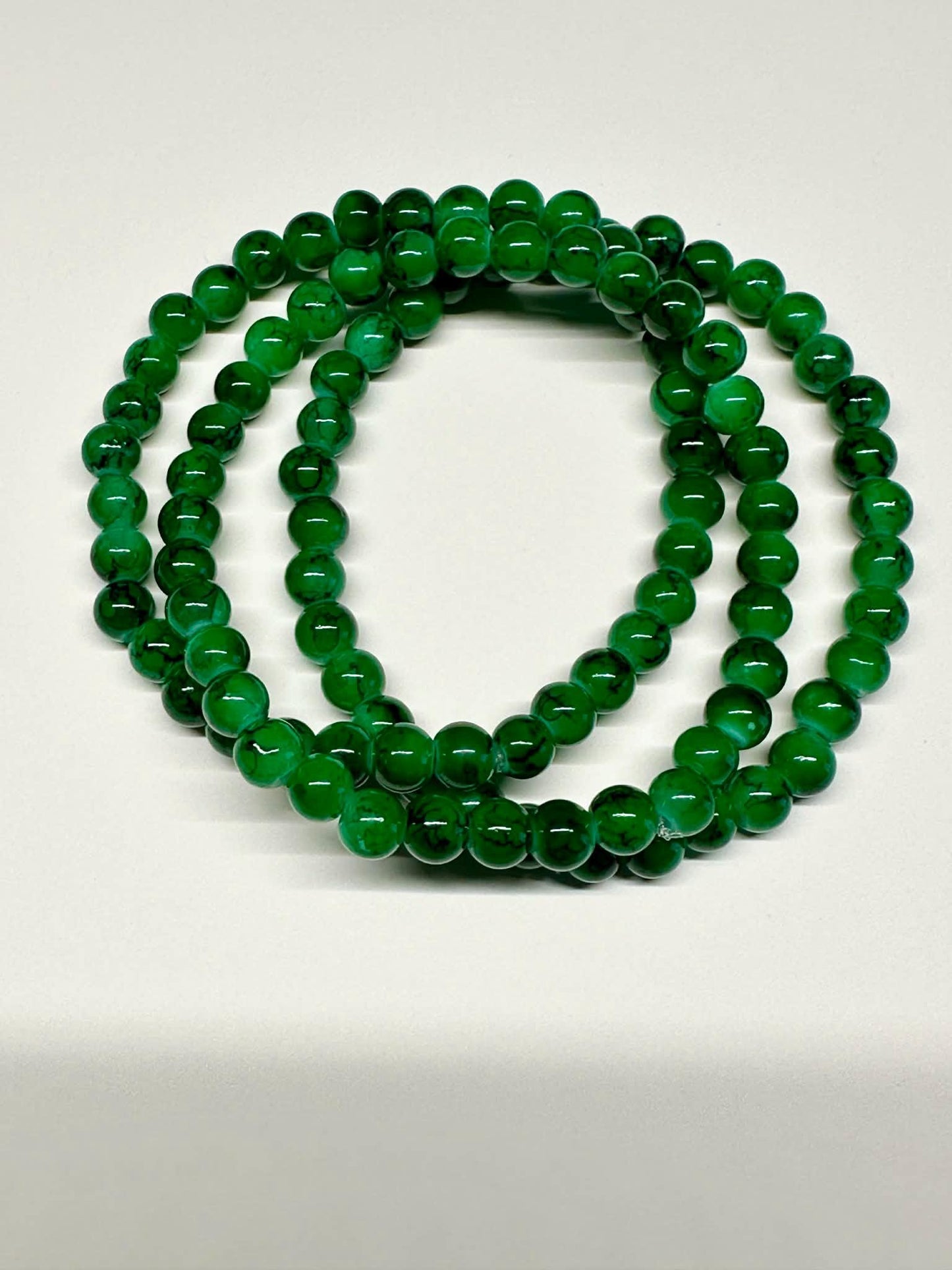 Single Strand Green Beaded Stretch Bracelet