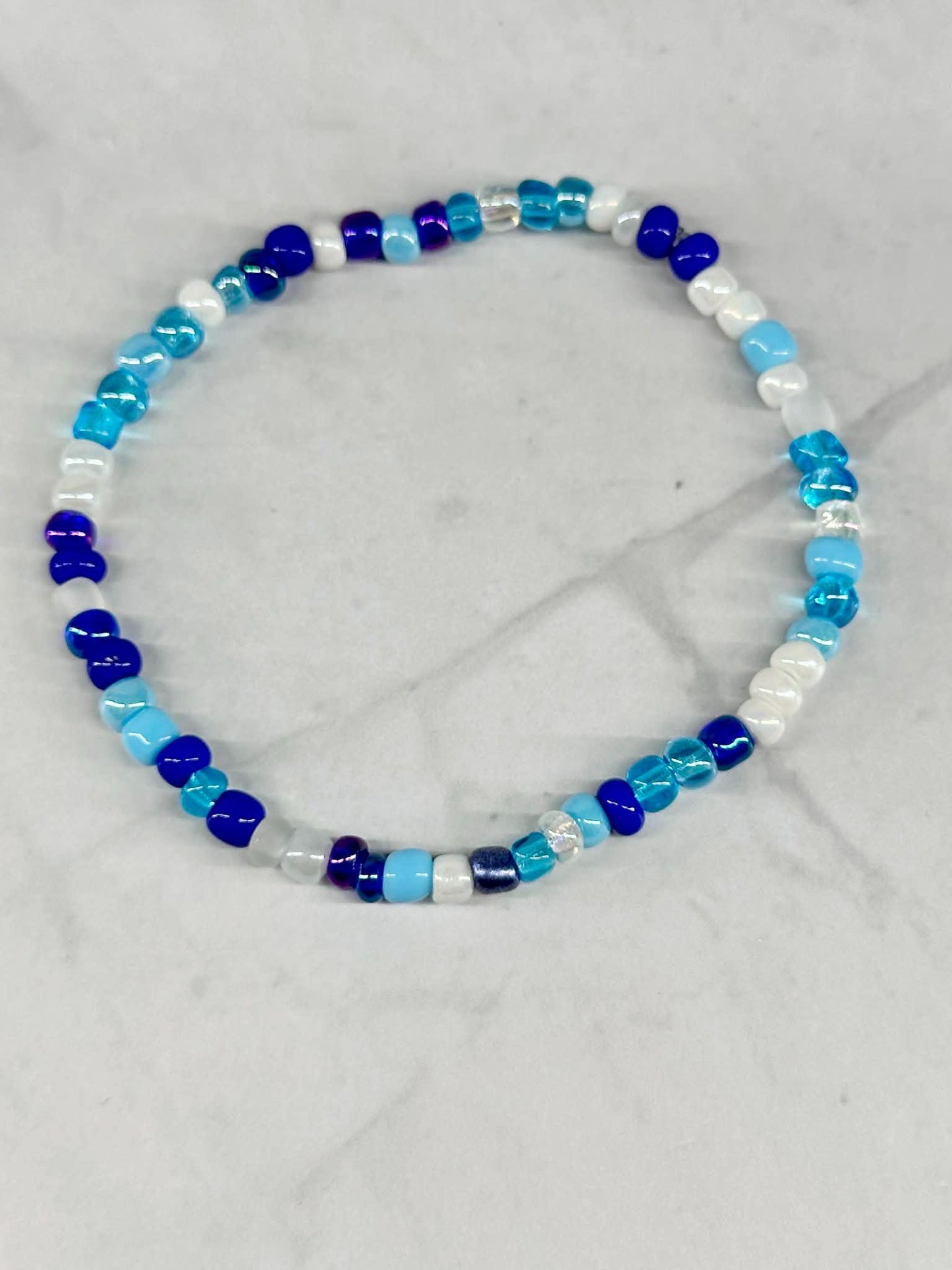 Single Strand Blue Mixture Seed Bead Bracelet