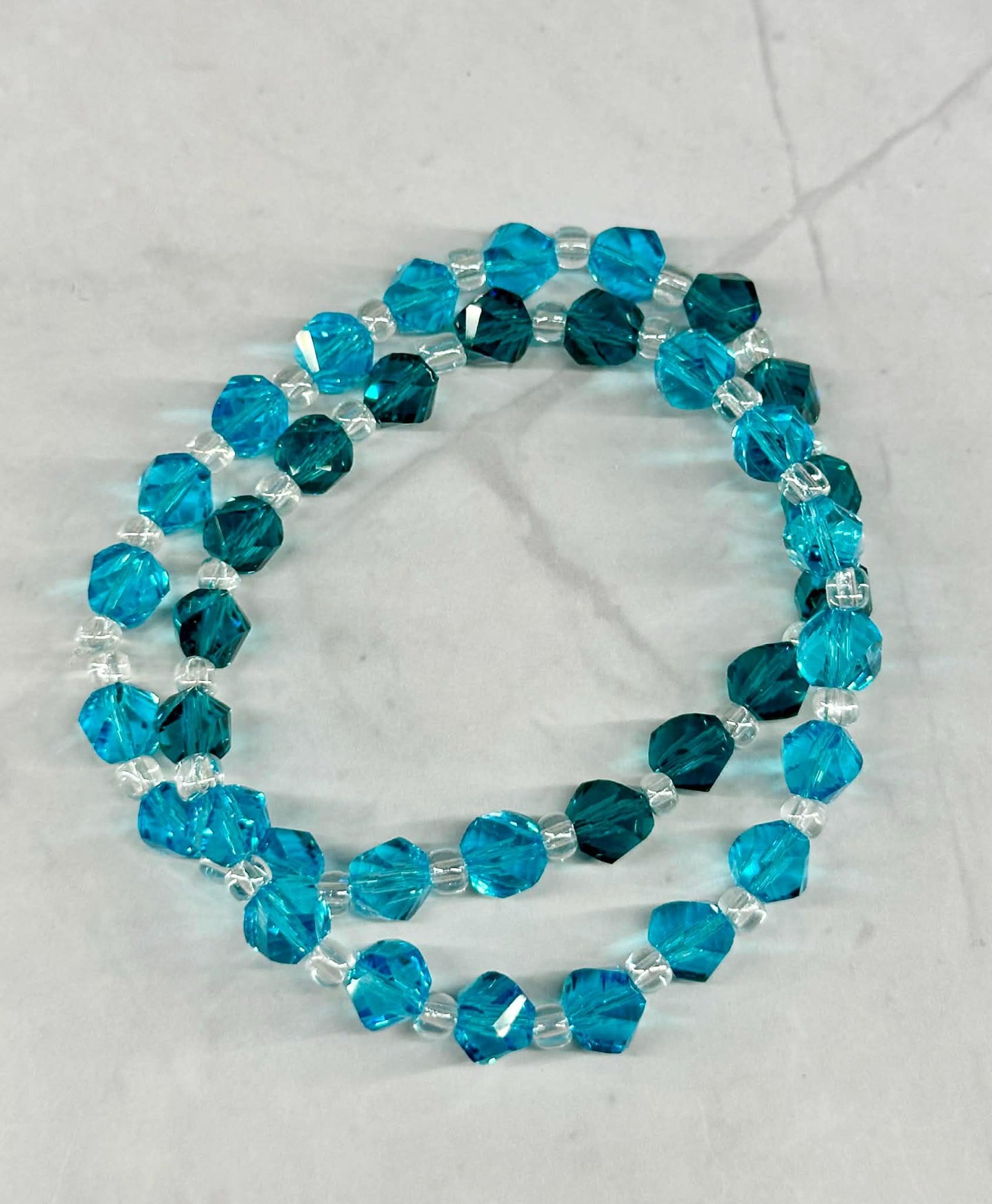 Single Strand Multi Blue Faceted Beaded Stretch Bracelet