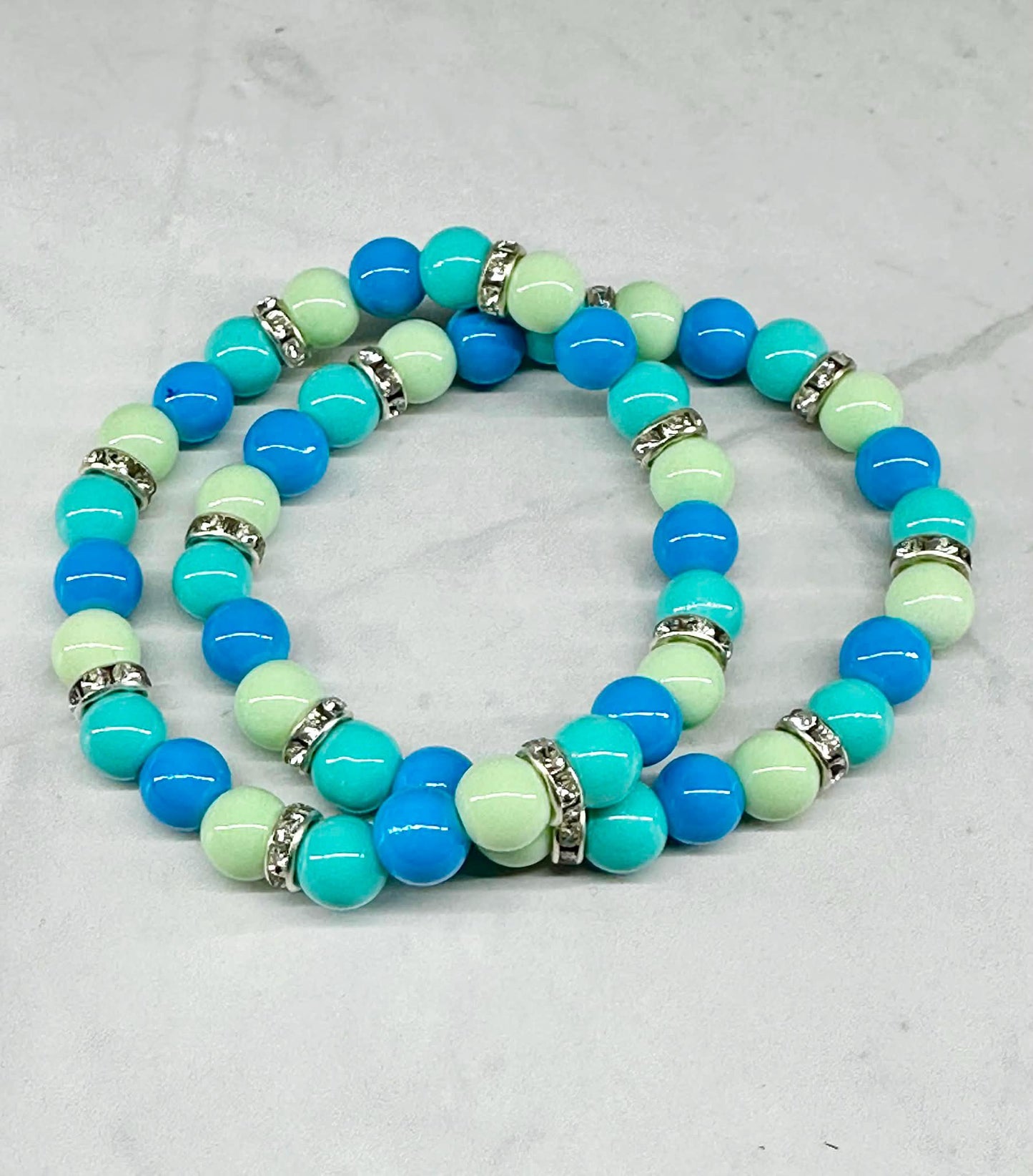 Single Strand Blue Mixture Beaded Stretch Bracelet