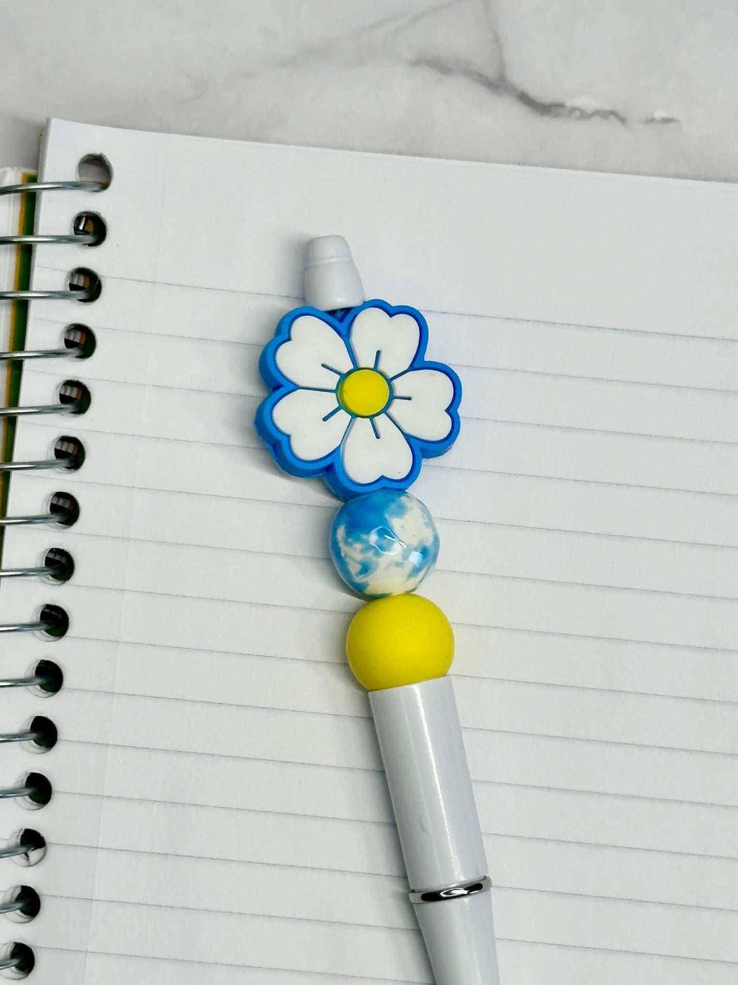 Blue And White Flower Beaded Ink Pen